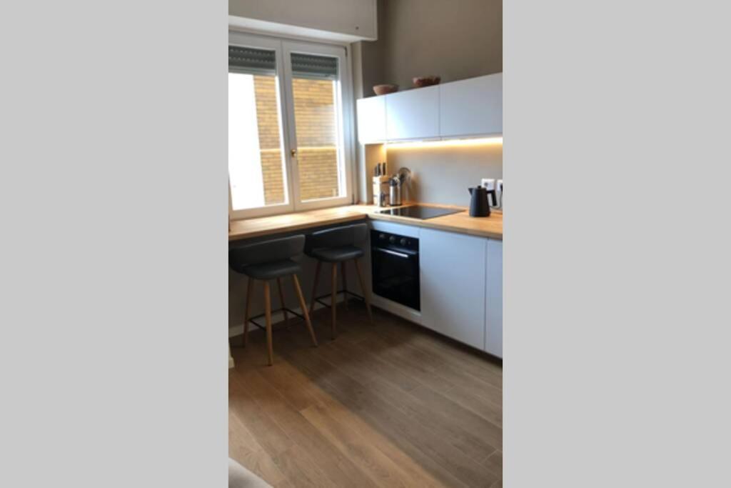 Appartamento nuovo in zona Navigli Milano Esterno foto